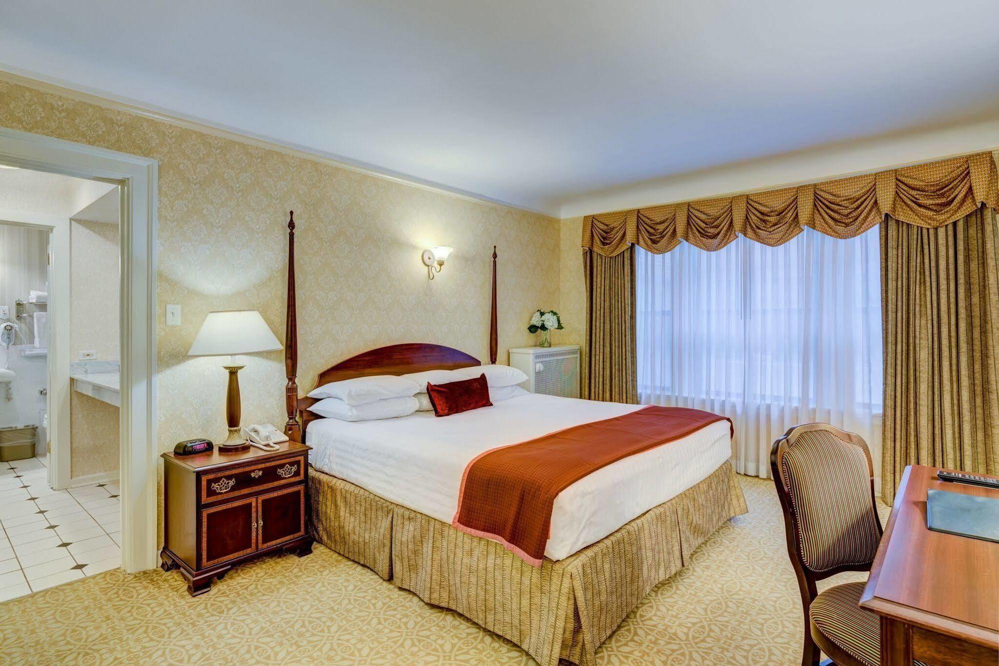 Carleton Of Oak Park Hotell Eksteriør bilde
